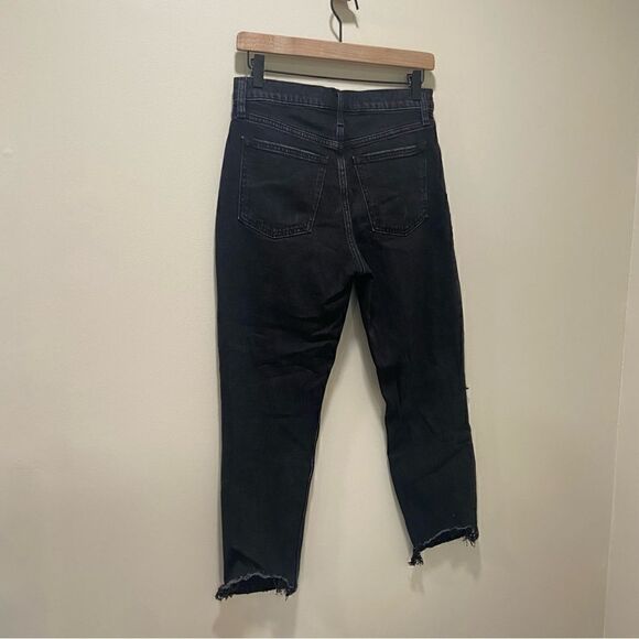 Abercrombie High Rise Mom Jean Distressed Raw Hem Jeans sz 26/2 SHORT - Picture 5 of 11